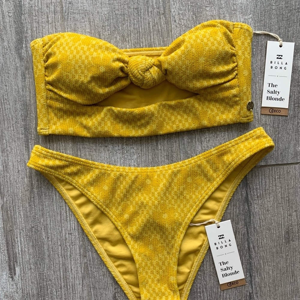 🔥🔥BILLABONG - MADE YA LOOK KNOT BANDEAU HIKE BIKINI SET🔥🔥 - Picture 1 of 11